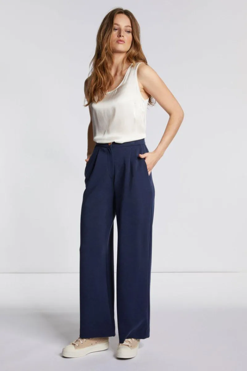 Edles Seidentop<Rich & Royal Hot